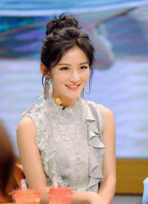 娱乐圈吃瓜谢娜是谁呀,谢娜的娱乐圈影响力